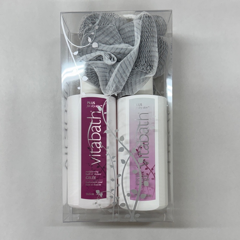 Vitabath “plus for dry skin“ every day set with grey pouf.